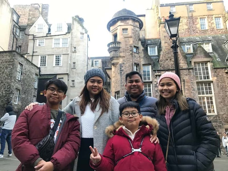 Private & Custom Edinburgh Experience with a Local 2-8hrs - Secret alleyways, historic neighborhoods, and those quick coffee stops