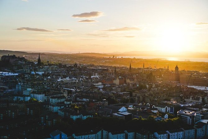 Private Edinburgh Departure Transfer - Hotel / Accommodation to Airport - From your accommodation to Edinburgh Airport: what “direct” really means