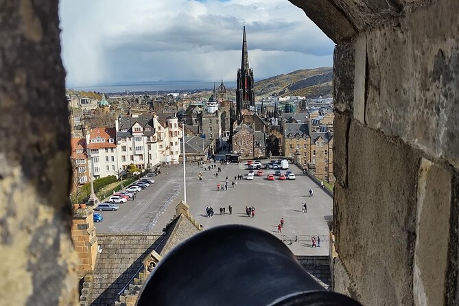 Private Edinburgh Full Day Guided Tour in a Black Cab LEVC TX - Arthur’s Seat and Calton Hill: views that justify the effort