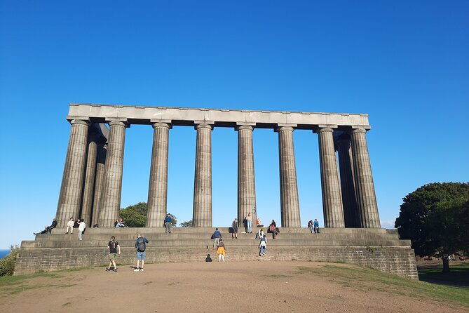 Private Edinburgh Full Day Guided Tour in a Black Cab LEVC TX - Dean Village, Duddingston Kirk, and Old Town closes: slowing down the final third