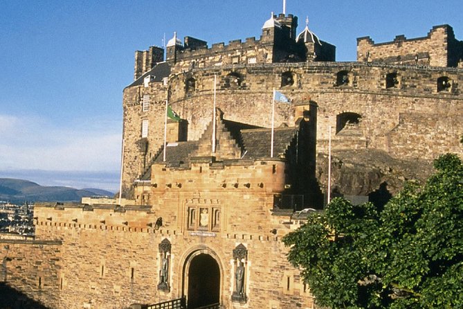 Private Edinburgh Tour for Families with a Local, 100% Personalized - Starting at St Andrew Square: flexible meet-up that reduces hassle