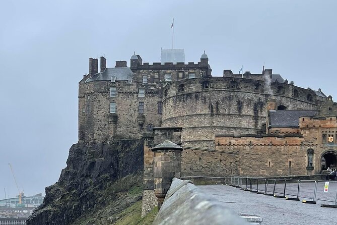 Private Executive Edinburgh Airport transfers to Edinburgh City - Should You Book This Edinburgh Airport Transfer?