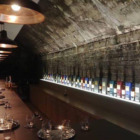 Private Highland Whisky Tour- Three distilleries - From Edinburgh - Pickup from Malones and How the 8 Hours Typically Unfold