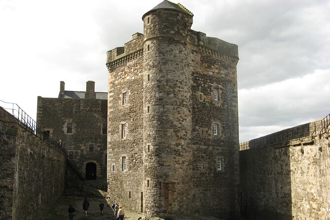 Private Luxury Outlander Tour: Sassenach Adventure From Edinburgh - Stop 2: Blackness Castle standing in for Fort William