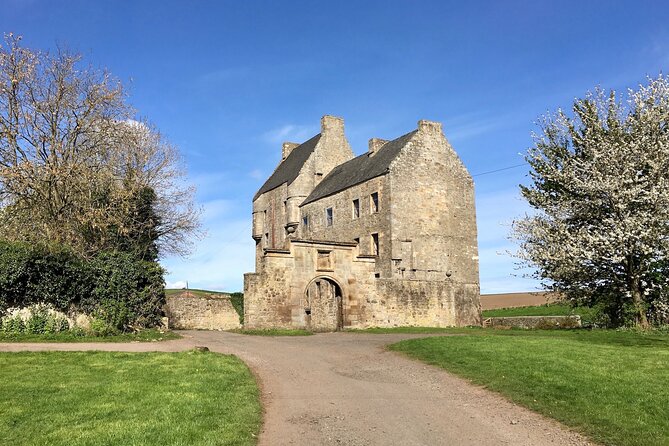 Private 'Outlander' Film Locations Day Trip from Edinburgh - Who your guide is matters: real filming context beats random trivia