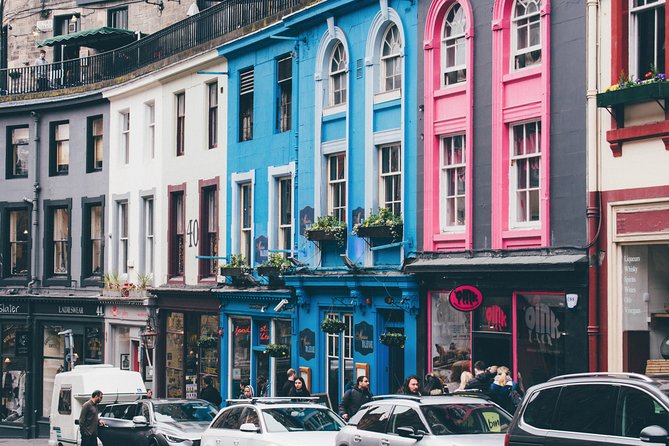 Private Walking Tour: Edinburgh Highlights, including entry to Edinburgh Castle - Elephant House and Deacon Brodie: pop-culture landmarks without losing the plot