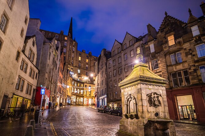 Privately Guided Day Tour of Edinburgh in Luxury Minivan - Holyroodhouse Palace stop: close-up royal architecture, with paid entry