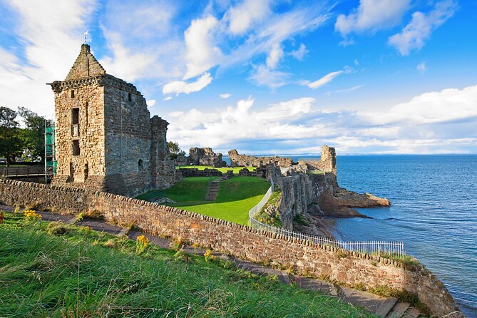 Privately Guided St Andrews & Fife Day Tour from Edinburgh - Lunch at Tom Morris Bar & Grill: a reservation arranged for you