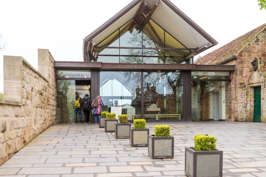 Rosslyn Chapel and Hadrian's Wall Small Group Day Tour - Carter Bar border crossing: Border Reivers country
