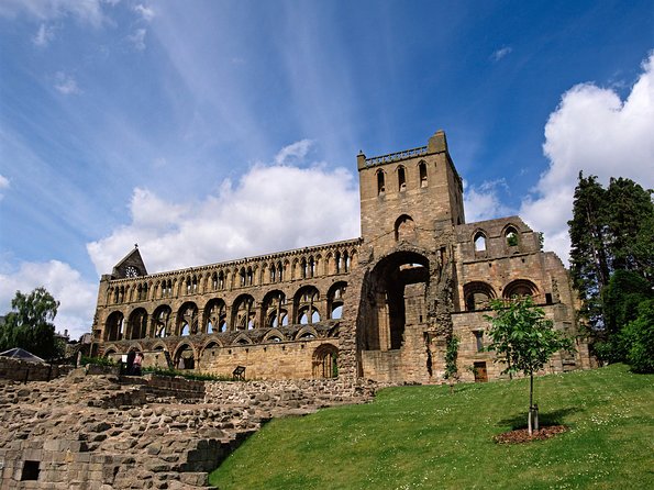 Rosslyn Chapel and Hadrian's Wall Small Group Tour from Edinburgh - Jedburgh Abbey Photo Stop and the Return North