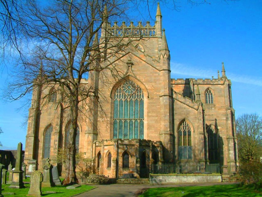 Rosslyn Chapel, Stirling Castle & Dunfermline Abbey Tour - Rosslyn Chapel: Da Vinci Code fame, but the setting does the talking