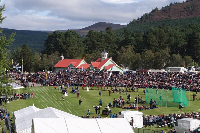 Round-Trip Transportation to the Braemar Highland Games from Edinburgh - Tickets, food, and the parts that aren’t included