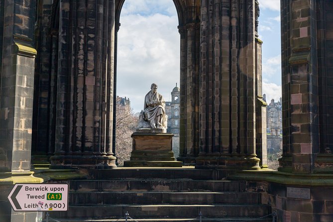 Royal Edinburgh Ticket - Hop-On Hop-Off and Attraction Admissions - Waterloo Place redemption and validation: your start point for two days