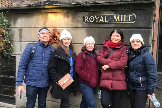 Scotch Tour Edinburgh with a Local Expert: Private & 100% Personalized - The Warm-Up Stop: Arcade Bar and the Haggis + Malt Mood