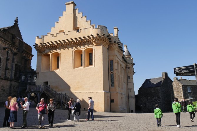 Scottish Whisky and Castles small group tours from Edinburgh - Comfort, pacing, and the private van reality (up to four people)