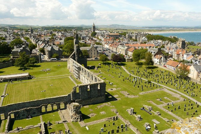 St Andrews & the Fishing Villages of Fife Small-Group Day Tour from Edinburgh - St Andrews: the 3-hour window for golf, ruins, and university streets