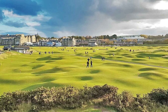 St. Andrews & The Old Course Private Day Tour from Edinburgh - The Jigger Inn: The Right 19th Hole Pause