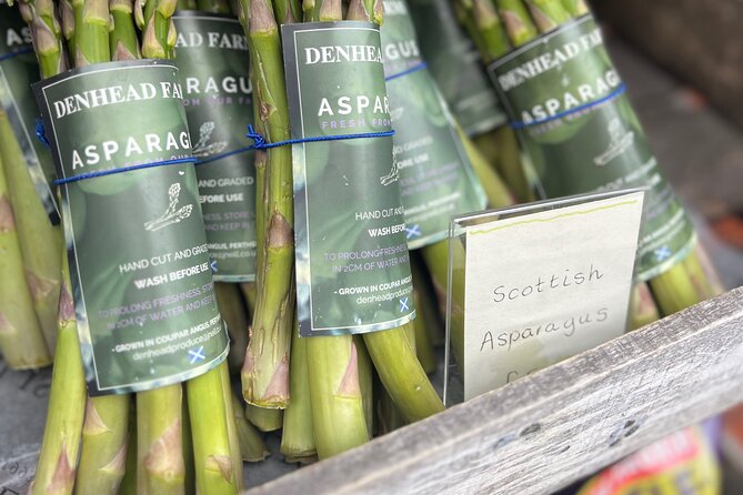 Taste Of Edinburgh Food Tour With All Food & Drinks Included - Royal Mile walking: the tour stays on the “go see and taste” track