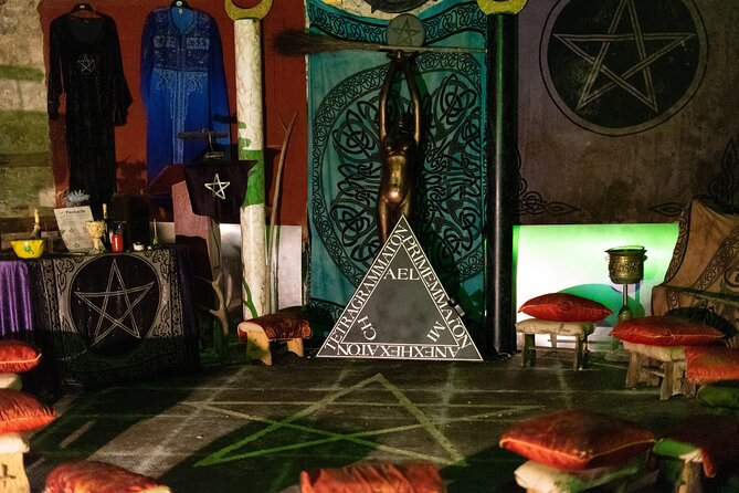 Terror Walking Tour in Edinburgh - The Old Town segment: dark history with a guided pace