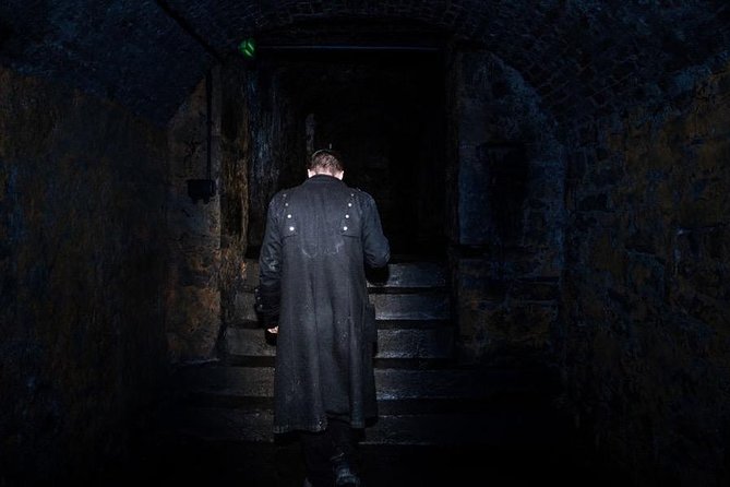 Terror Walking Tour in Edinburgh - Going underground: stairs, tight spaces, and the South Bridge Vaults feel