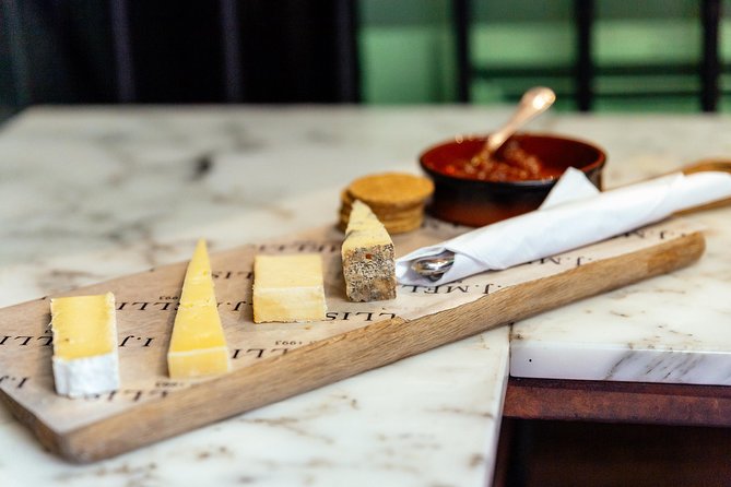 The 10 Tastings of Edinburgh With Locals: Private Food Tour - Price and value: $187 for 3 hours, and what you’re paying for