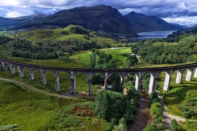The Magical Highland Tour Including the Jacobite Steam Train Journey - Mallaig and Glenfinnan: The Best Photo Window for the Return Trip