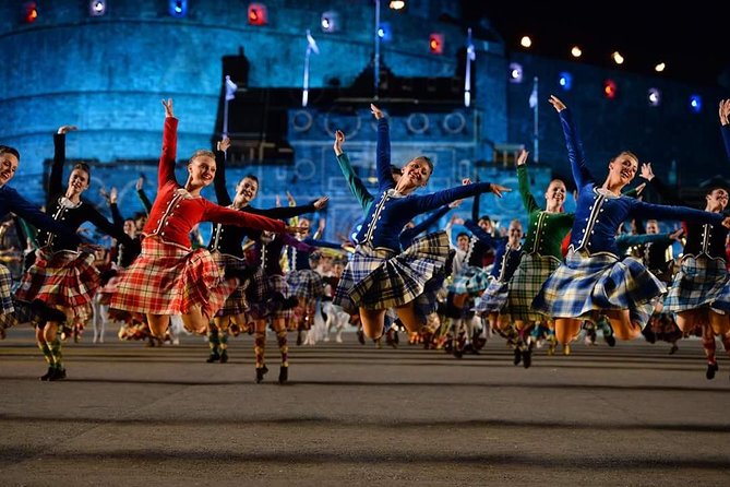 The Royal Military Tattoo Edinburgh City Tour Rosslyn Chapel and Dinner - Rosslyn Chapel: How to See the Details Without Feeling Rushed