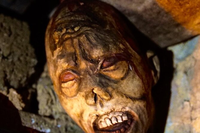 The World Famous Underground Ghost Tour - Royal Mile prelude and the hidden wynds you usually skip