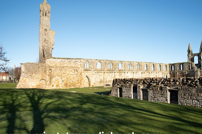 Tour of St Andrews and Historic Fife Small Group Tour - St Andrews Links and the Old Course: golf town time with choices