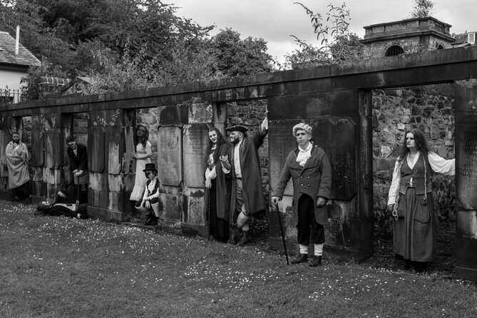 Tour of Terror - Greyfriars Kirkyard: Gothic Tombstones and Local Lore