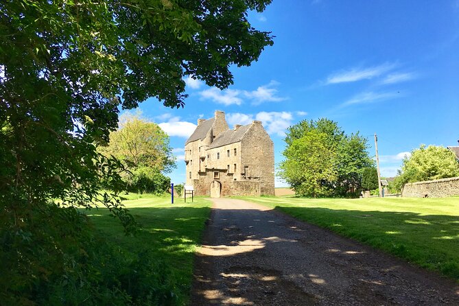 Ultimate Outlander Day Tour - Doune Castle (Castle Leoch): plan ahead for the tickets