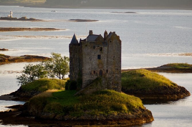 West Coast Lochs & Castles Tour - from Edinburgh - Luss on Loch Lomond: the prettiest slow-down you’ll get