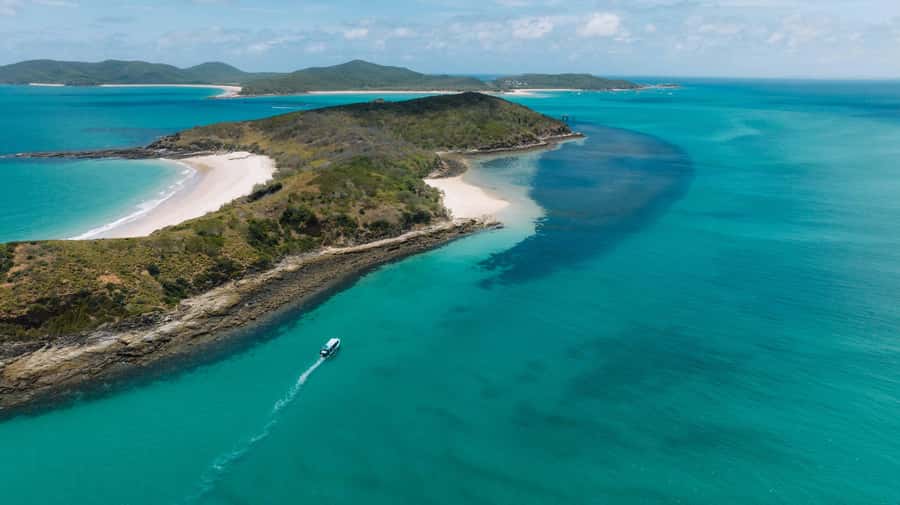Yeppoon: Great Keppel Island Fast Boat Snorkel & Lunch Tour - Where You Meet The Kraken in Yeppoon